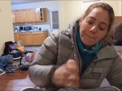 Heather Kane gives Trick Or Treater BEST HALLOWEEN GIFT EVER !
