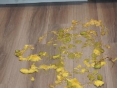 Feet Smashing Fruit Salad - Screenshot 10 of 16 - Stomping