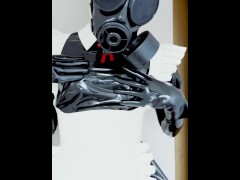 【latex】ガスマスクを着けたメイドコスプレ【個人撮影】