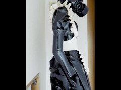【latex】ガスマスクを着けたメイドコスプレ【個人撮影】 - Screenshot 6 of 16 - Gasmask