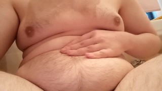 Chubby guy, belly play
