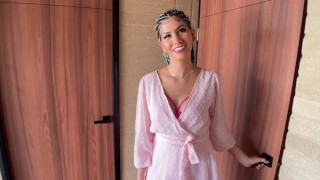 Latina MILF Met Grote Kont Neukt Haar Eerste Airbnb-Gast Pov-Seks