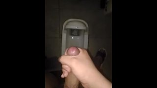 Cum in toilet