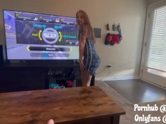 Stepson cums in stepmom! Fucking for the first time - Screenshot 2 of 16 - Pov