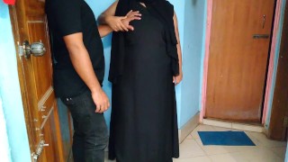 Muslim Hijab-Clad Women In Saudi Luxury Hotels Exchange Money For Foreign Sex Cum In Assam