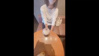 Полное Видео Я Встретил Студента Колледжа В Starbucks В Жестянке, И Вместо Того, Чтобы Смотреть Фильмы, Я Пошел В Отель