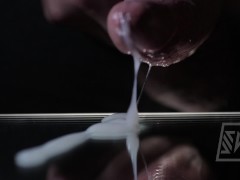 Thick load - Screenshot 11 of 16 - Cum