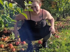 Apple Pissing