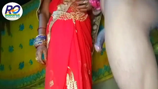 Bur Me Chodne Wala Sex Video - Indian Desi Hauswaif Ki Doggy Style me Chudai Gaar Ke Red Saree Removing  Finger - Pornhub.com