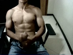 Big dick, hot mouth and shirtless piebald wants to cum.