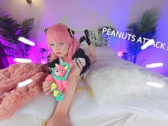 ANYA LOVES PEANUTS ( Anya Forger Cosplay ) - Screenshot 5 of 16 - Anya Xxx