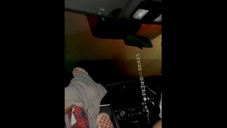 Pinoy grab driver nilabasan ng isang basong tamod!