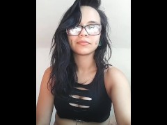 Milf Throwback Vaping - Screenshot 3 of 16 - Native American