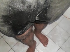 Man pee in his pants | Man get wet | Pee on pants