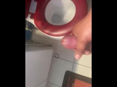 Stroking a good nut out 
