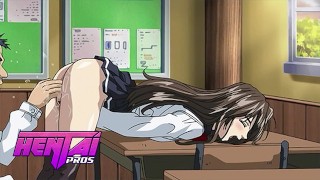 HentaiPros - アニメ女子高生は彼女の義理の兄弟のことを考えてクラスメートにクリトリスをこすります