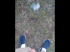 Backyard Pissing - Screenshot 14 of 16 - Kinky