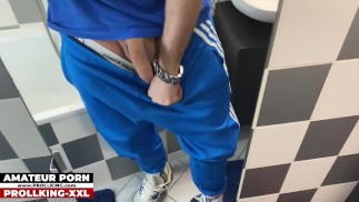 106 - PROLLKING BIG COCK - SHOW OFF 12