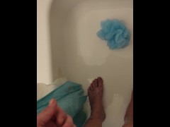 Pee on your feet