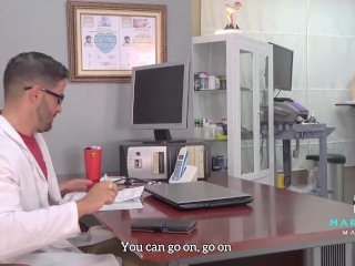 Hot gynecologist makes cum inside her patient's pussy - Mariana Martix & Nick Moreno screenshot number 0