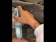 Girlfriend fucking her self squirting then cumming 😈💦🍆