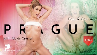FuckPassVR - Alexis Crystal a l’air chaud comme l’enfer alors qu’elle se fait piquer le trou du cul par ta grosse bite