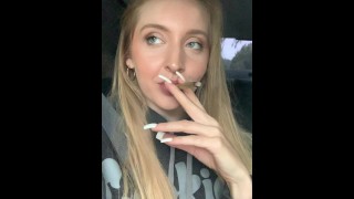 420 SEXY BLONDE GIRL SMOKING HUGE JOINT IN THE CAR SMOKING FETISH ASMR // BLONDE BUNNY