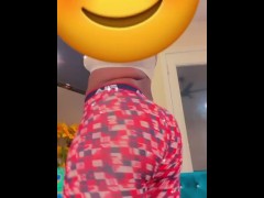 Shaking ass cuz why not 