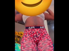 Shaking ass cuz why not  4/16