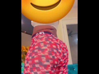Shaking ass cuz why not