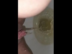 Hot milf had to take a piss