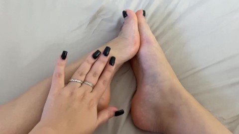 Toes