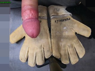 4 Cumshots on Football gloves (slowmotion)