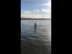 the perfect naked body of an eighteen year old 