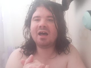 Too much talking not enough cleaning