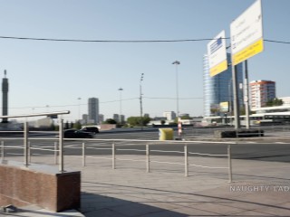Parfois je porte des sous-vêtements ... mais de toute façon finit complètement nus en public