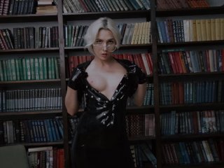 Sexy Librarian SeducesA Visitor with a Latex_Look