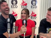Preview 4 of Entrevista con Elo Podcast termina en una mamada y mucho cum - Sara Blonde - Elo Picante