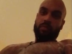 Shower time - Screenshot 14 of 16 - Jerk Off