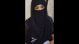 Hot Crossdresser Use Nikaq