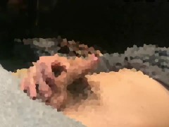 『素人男子』AV見ながらちんちんシコシコオナニー！誰か挿れさせてください！ - Screenshot 7 of 16 - Slender