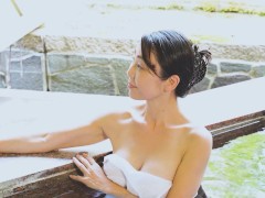 温泉に浸かって、貴方に見つめられて、私はどうすれば貴方は満足するの？ - Screenshot 5 of 16 - 独占映像