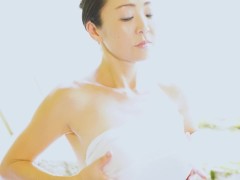 温泉に浸かって、貴方に見つめられて、私はどうすれば貴方は満足するの？ - Screenshot 9 of 16 - 巨乳