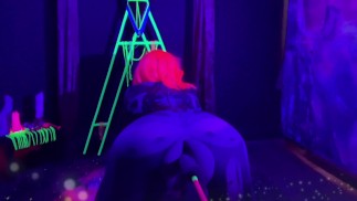 Alien Space Babe gets Fucking Machine Cock - Sci-Fi Fuck Machine Fun!