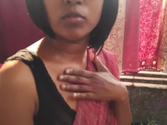 ভাড়া দিতে না পারায় মালকিন বৌদি কে চুদতে লাগলো 4/16