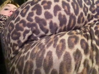 farting in leggings, big ass, solo female, farts