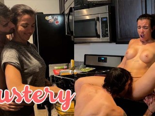Hurry, DP me quickly before the Thanksgiving guests arrive! | Lustery homemade dildo porn
