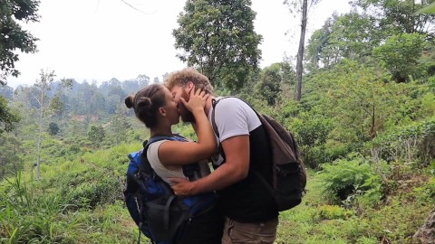 Hot couple kissing passionately while hiking in Southeast Asia! (How to kiss passionately)