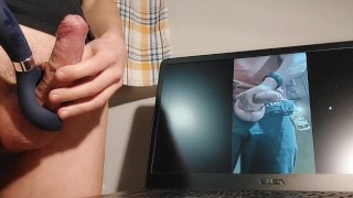 Teen twink branle des bites avec papa, cumcontrol, éjaculation mains libres d’un masseur de jouets sexuels