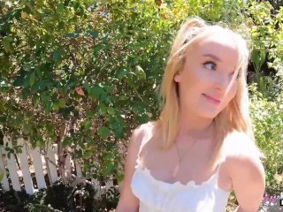Real Teens - Bubble Butt Teen Maria Kazi Gives A Risky Public Blowjob Before Fucking Back At Hotel screenshot number 1